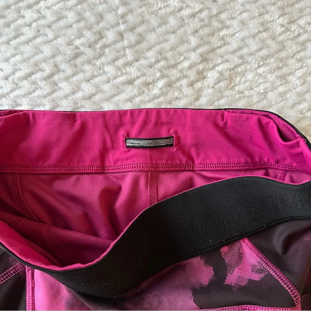 Lululemon What the Sport Short Blooming Pixie Raspberry Black size 4